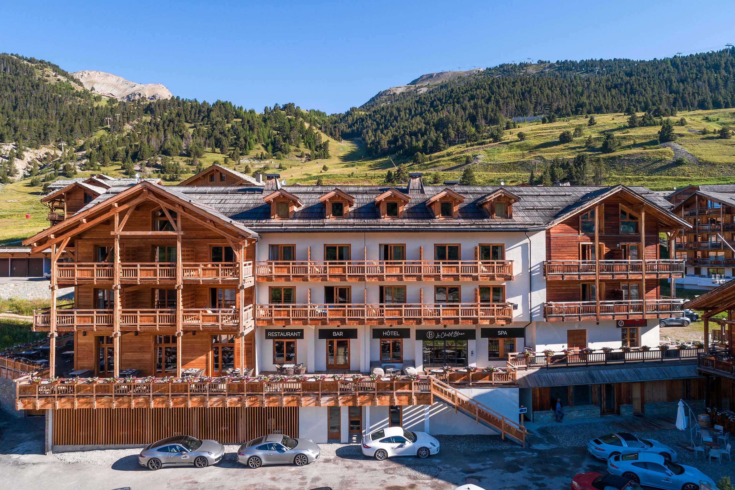 Le chalet blanc | 2107 02 32 chaletblanc bd 1 2107-02_32_chaletblanc_bd (1)