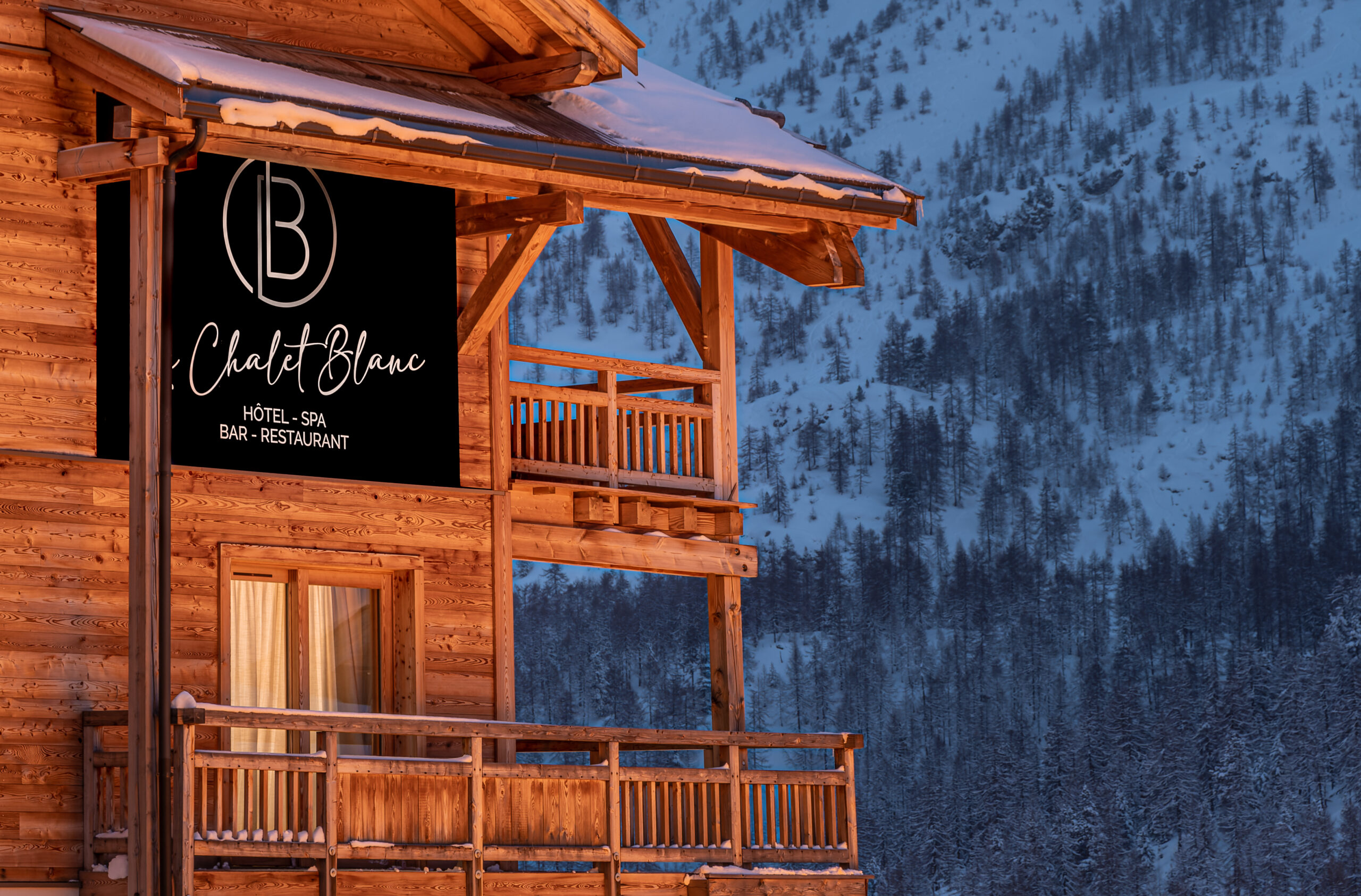 Le chalet blanc | 4 Copie scaled 4 - Copie